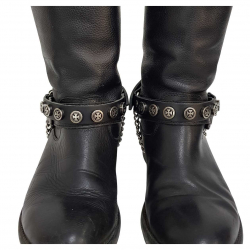 Schwarze Stiefelbänder mit Eisernen Kreuz Nieten